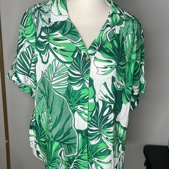 Jane and Delancey XL Women’s Button Up Shortsleeve Green Palm Trees - Picture 1 of 6